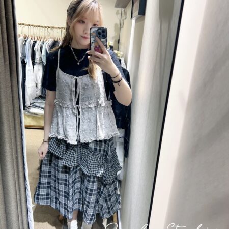 જ⁀➴♡ ✨格紋斜花邊中裙